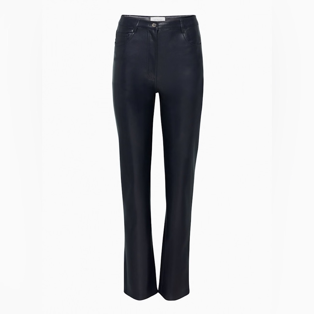 Aritzia Low-Rise Melina pant in black, size 0. NEW WITH TAGS!!!